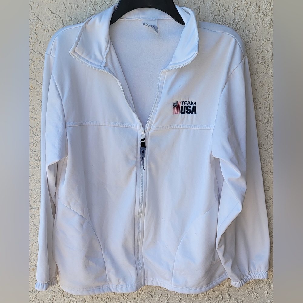 Team USA lightweight jacket White. Size Medium
